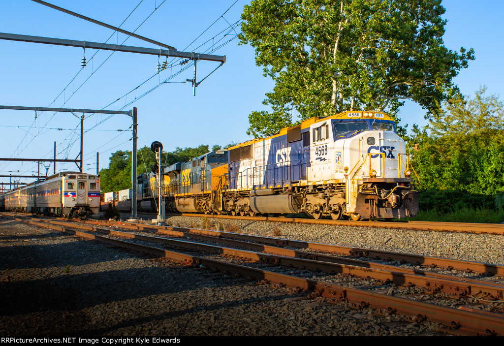 CSX SD70MAC #4568 on I158